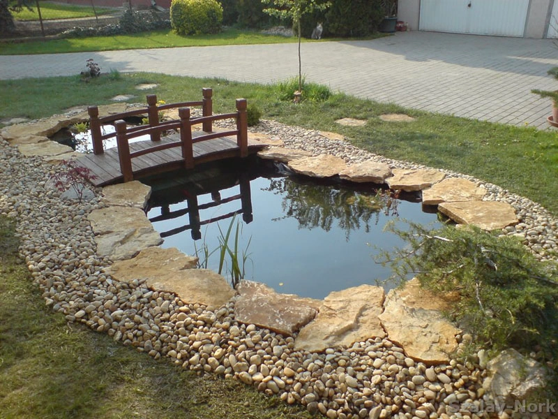 Keszthelyi vastag tipegő kő