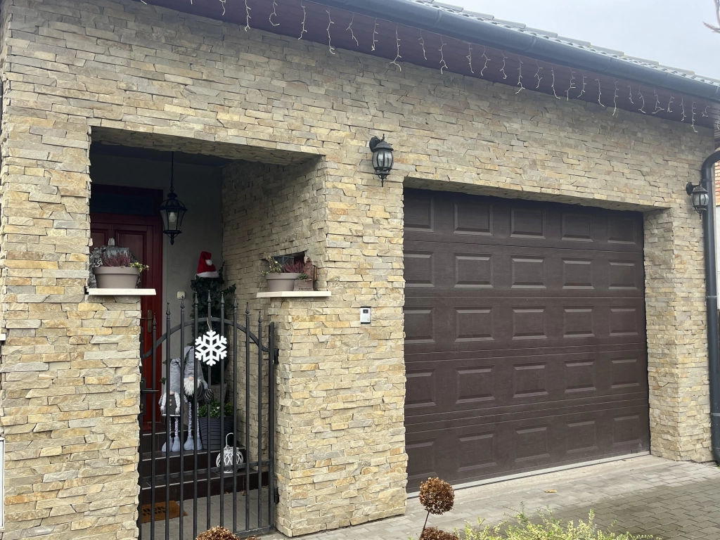 Keszthelyi kő 2 oldalt vágott 5cm