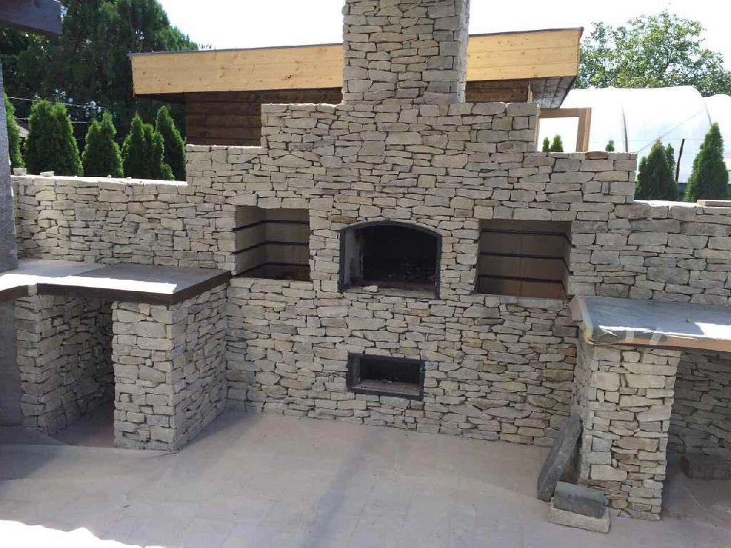 Karmacsi kő szürke fűrészelt mediterrán