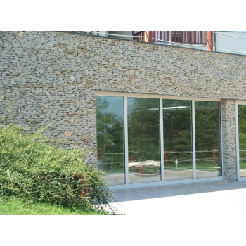 Karmacsi kő szürke fűrészelt mediterrán