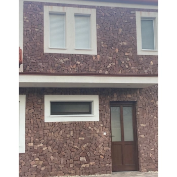 Balatoni vörös, roppantott vágott mediterrán kő