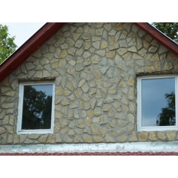 Keszthelyi hasított homokkő (apró)