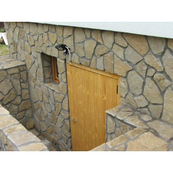 Keszthelyi hasított homokkő (apró)