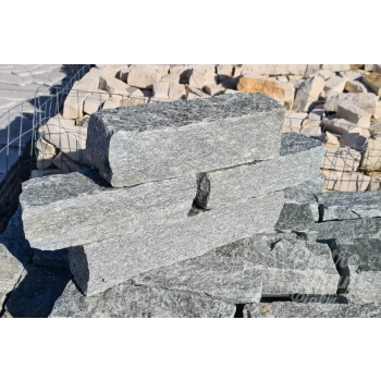 Luserna-Pietra mediterrán kő